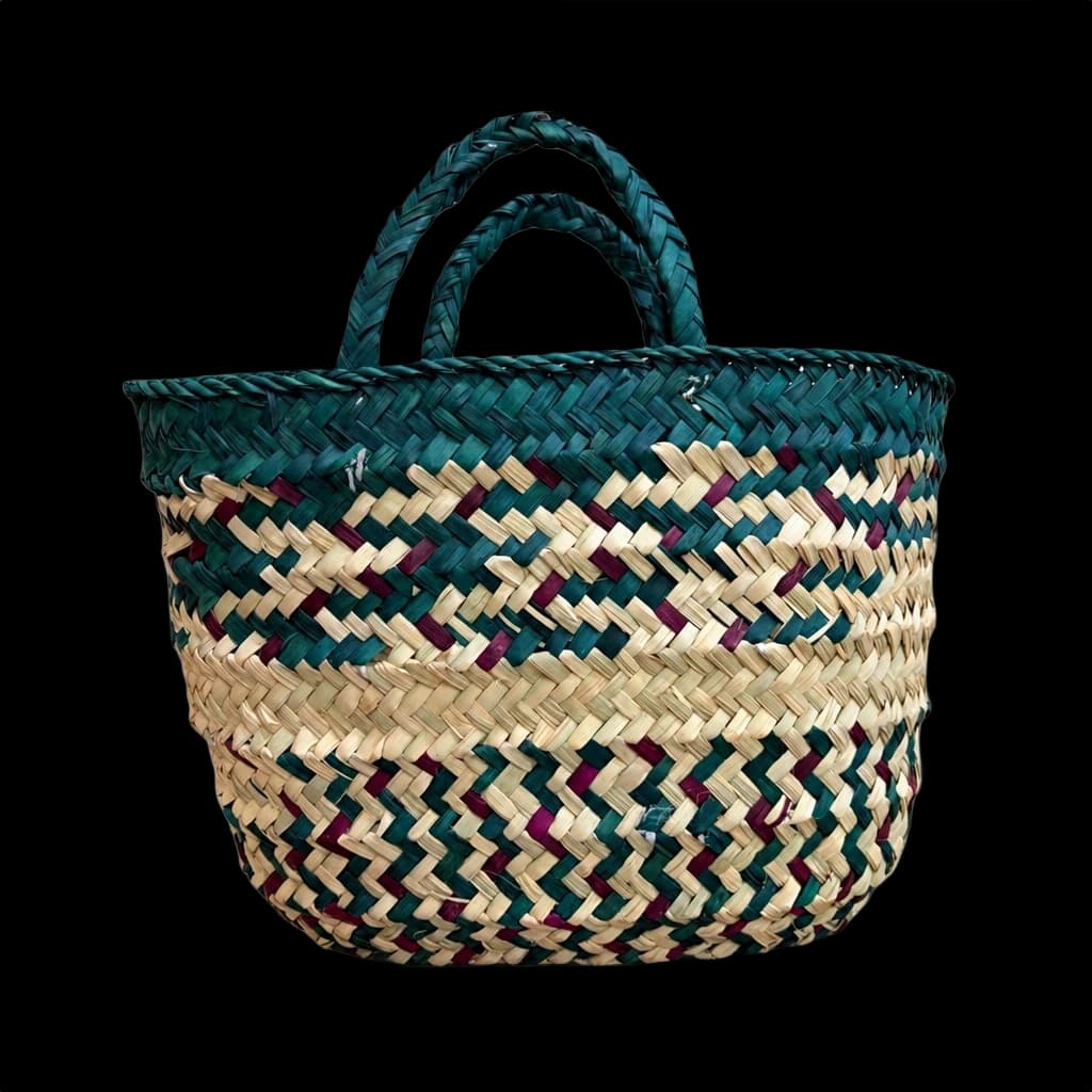 Green palm-leaf tote with woven handles