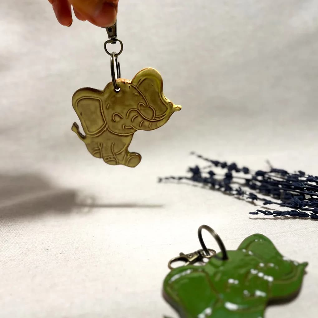 ميدالية الفيل من متجر غَدَق