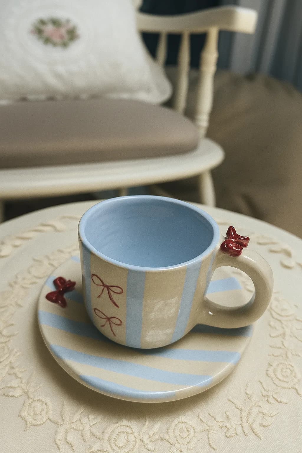 كوب الفيونكة من متجر لينا سيراميك