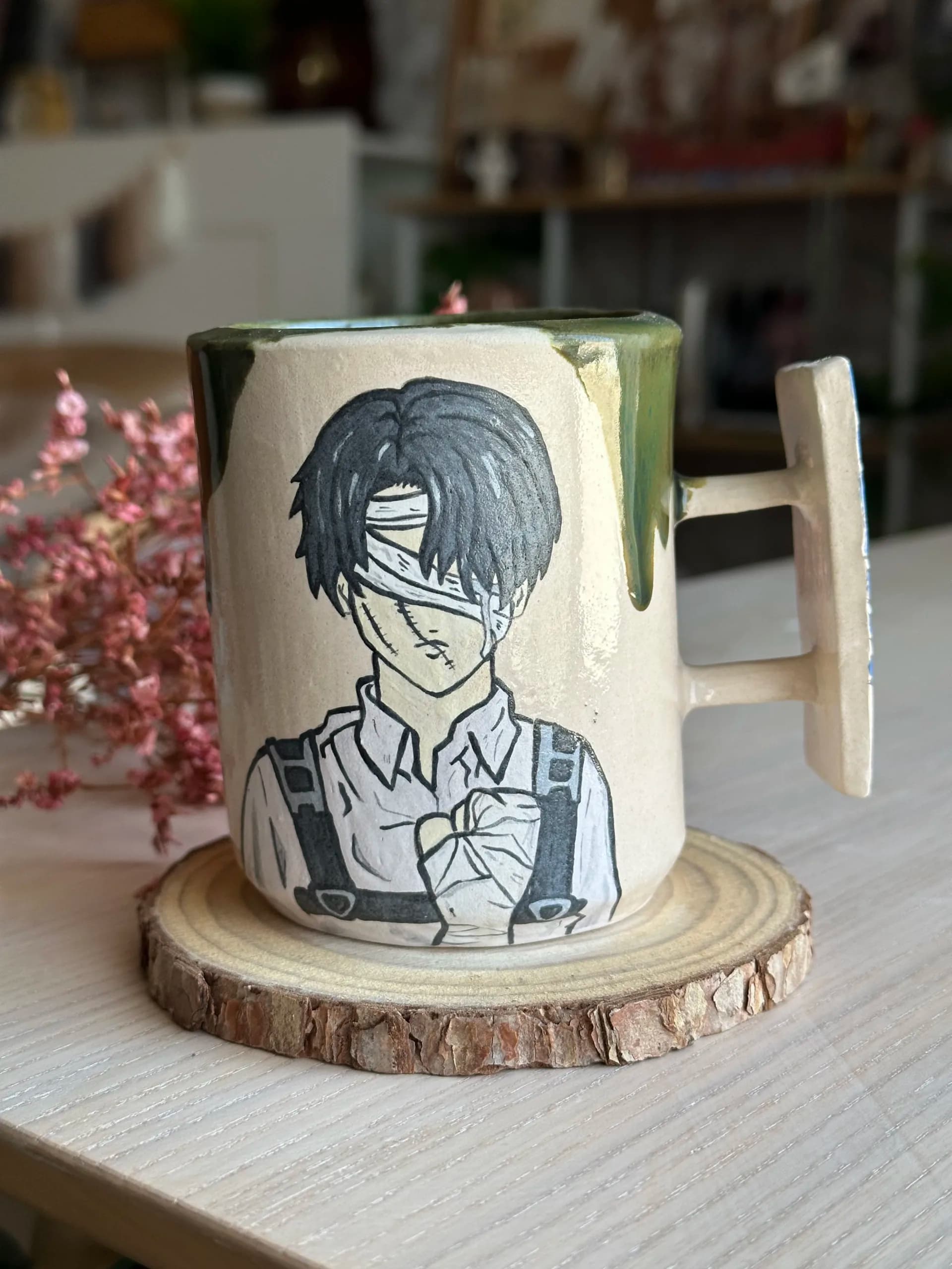 كوب ليفاي من متجر بريق استوديو