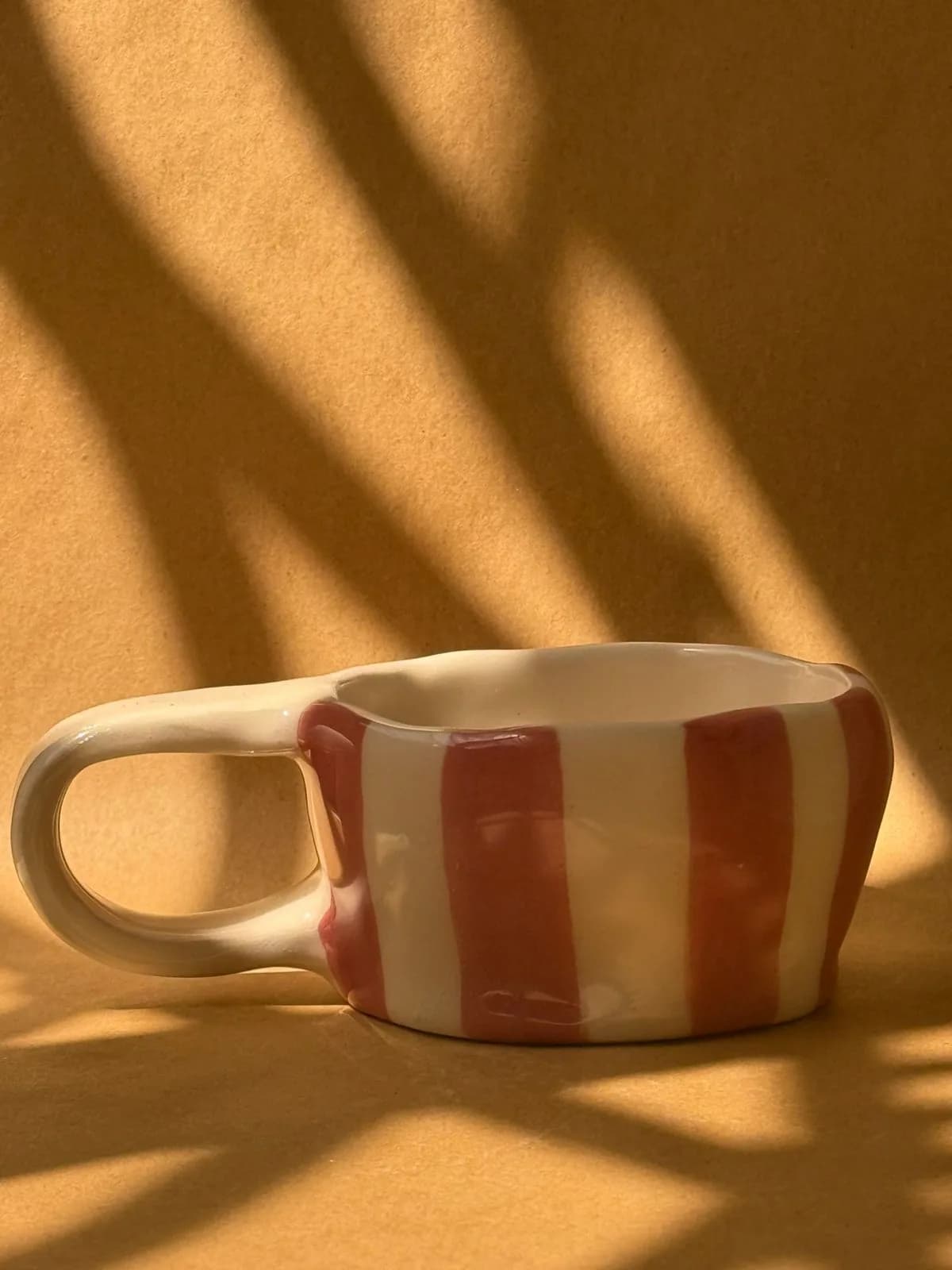 كوب فخار من متجر طِيــــــــــــــــنة