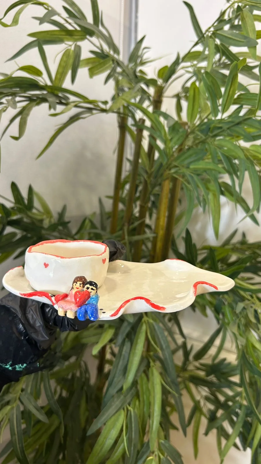 طقم كوب قهوه من متجر مربع بسيط