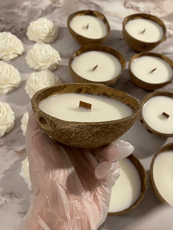 شمعة قشرة جوز الهند من متجر شموع ريڤولينا