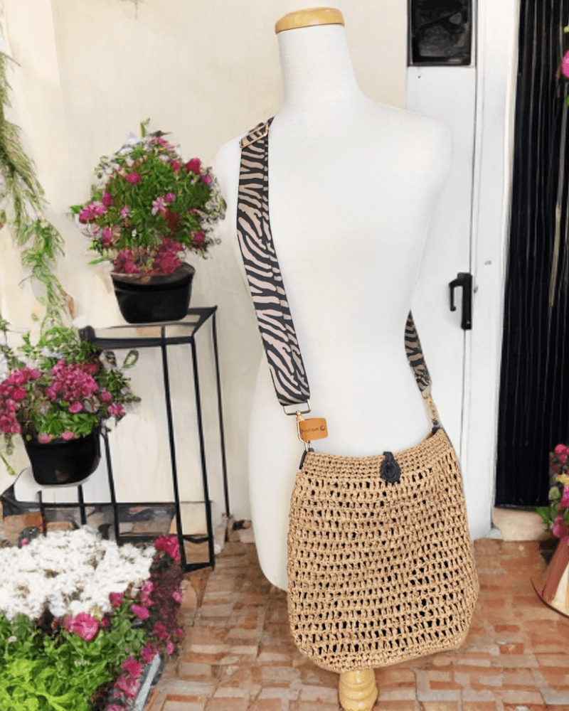 صورة حقيبه كروشيه بخيوط الرافا - كروشيه بوتيك