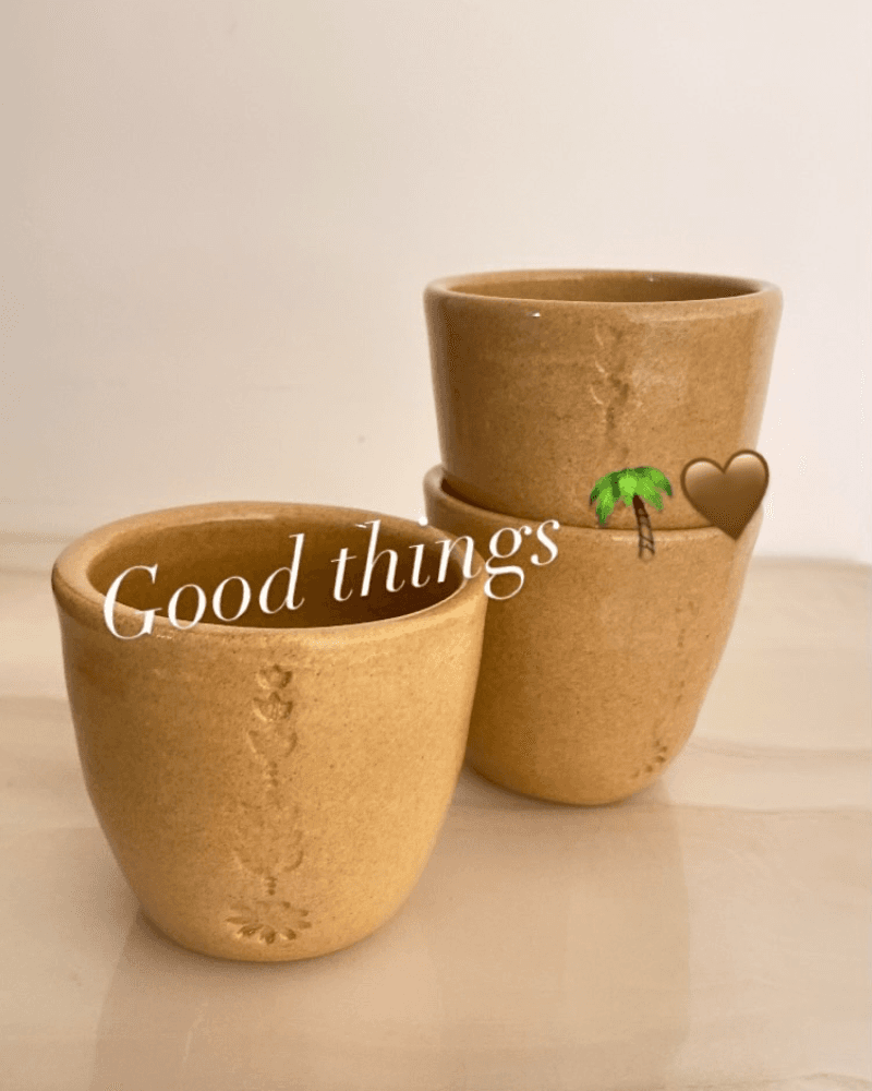 كوب موده ساده من متجر عجية للخزف والفخار