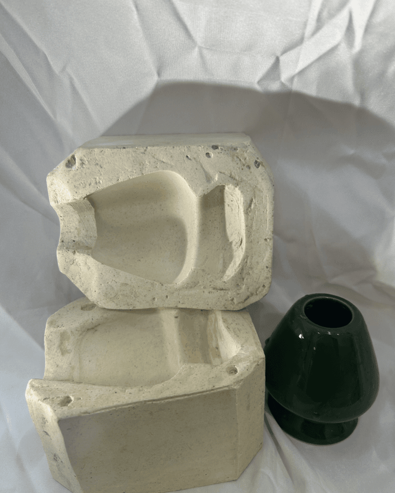 قالب جبس هولدر ويسك الماتشا من متجر star studio