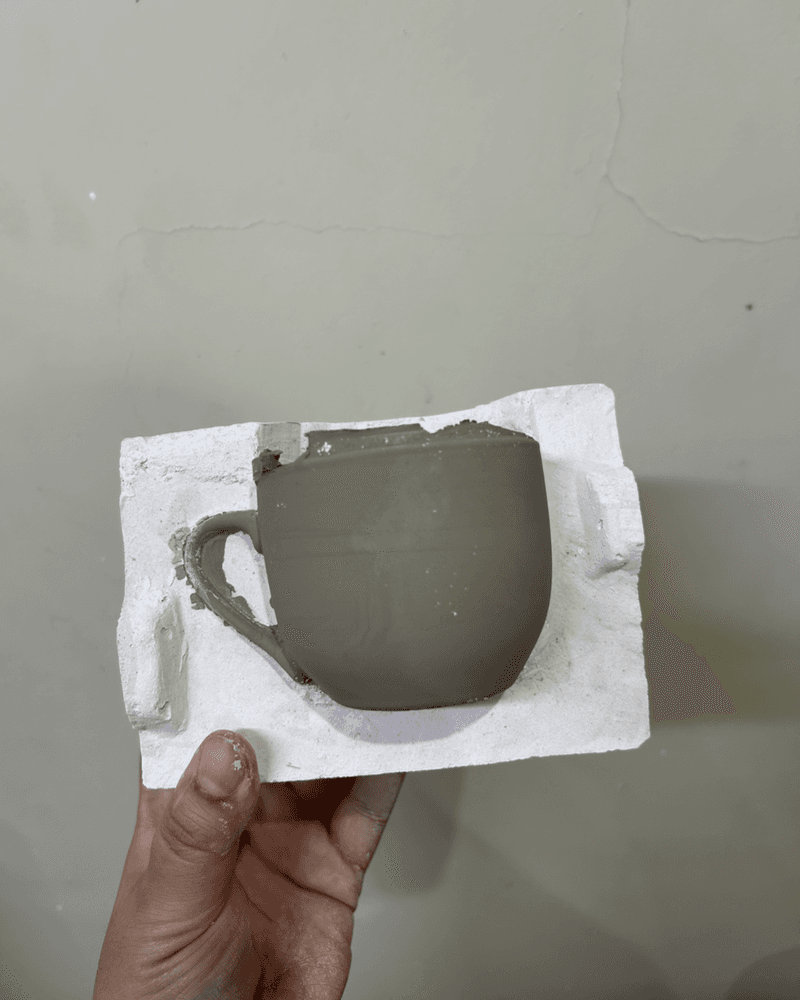 قالب جبس لكوب بمسكة حجم ٢٠٠مل من متجر star studio