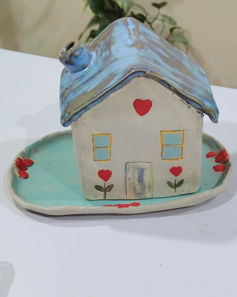 مبخر الكوخ الخزفي من متجر star studio