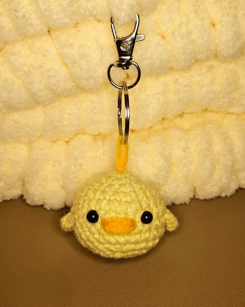 ميدالية بطه من متجر نسجة