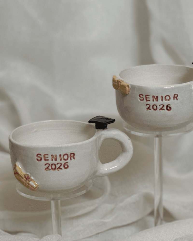 كوب تخرج من متجر متجر مونـ