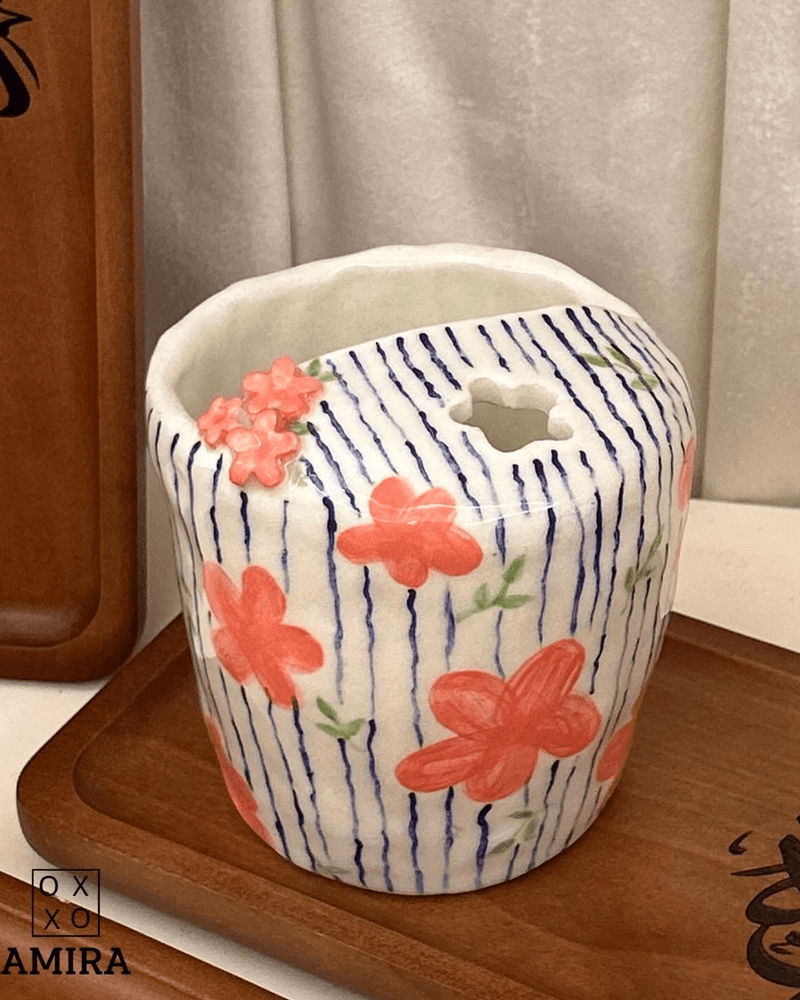 كوب مورد مخطط🌸 من متجر اميرة