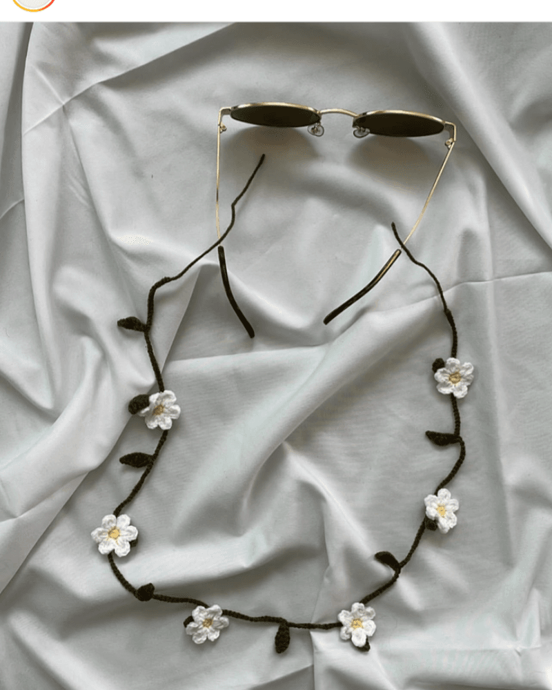 اكسسوار لنظارة من متجر ريڤا